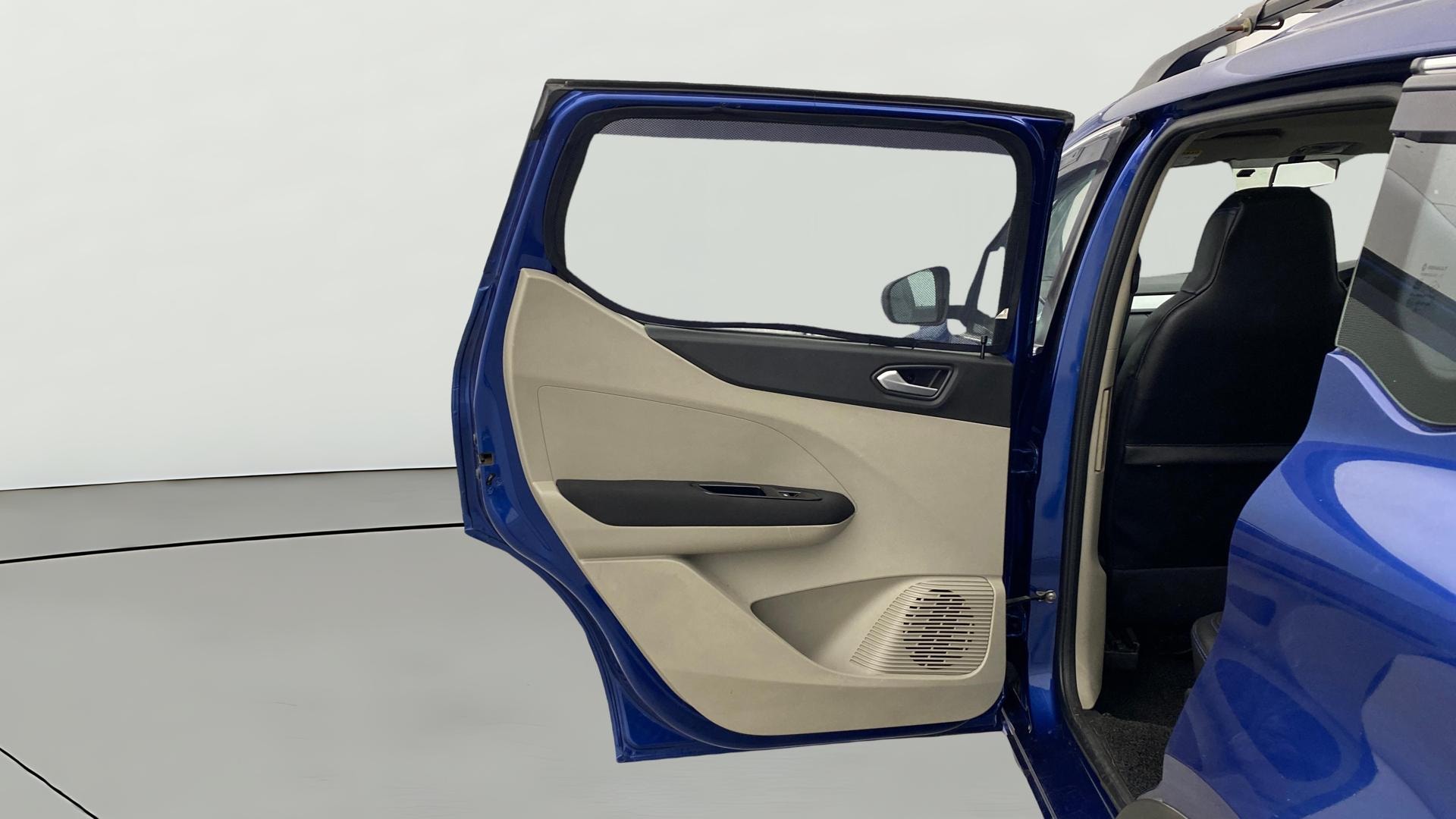 View 2019 Renault Triber RXZ Image 23 Used 2019 Renault Triber RXZ Image 23