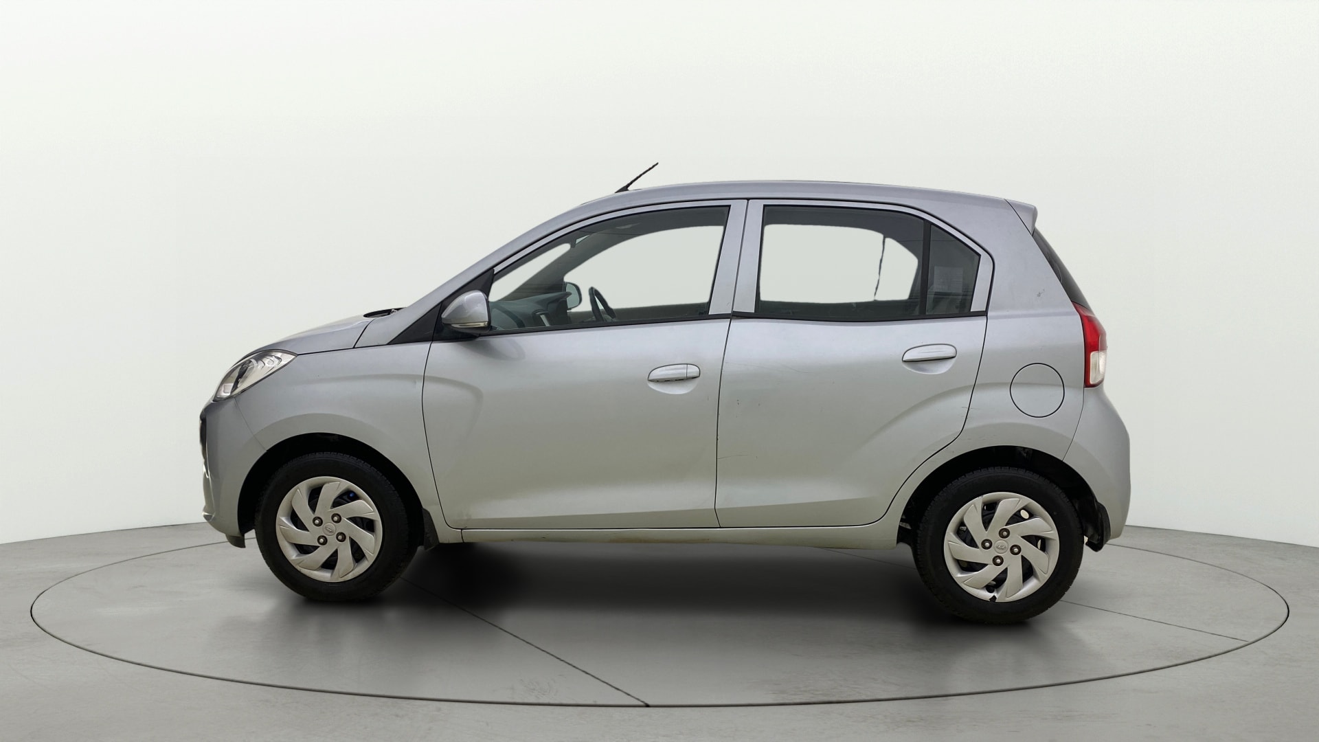View 2019 Hyundai New Santro D-Lite Petrol Image 5 Used 2019 Hyundai New Santro D-Lite Petrol Image 5