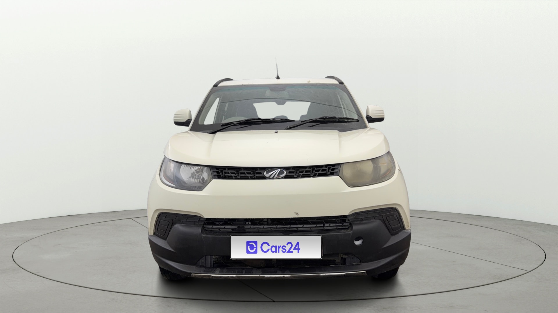 Used 2016 Mahindra KUV100 Used 2016 Mahindra KUV100