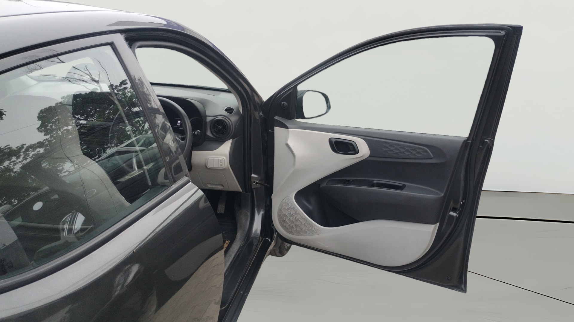 Used 2024 Hyundai Grand i10 Nios Used 2024 Hyundai Grand i10 Nios