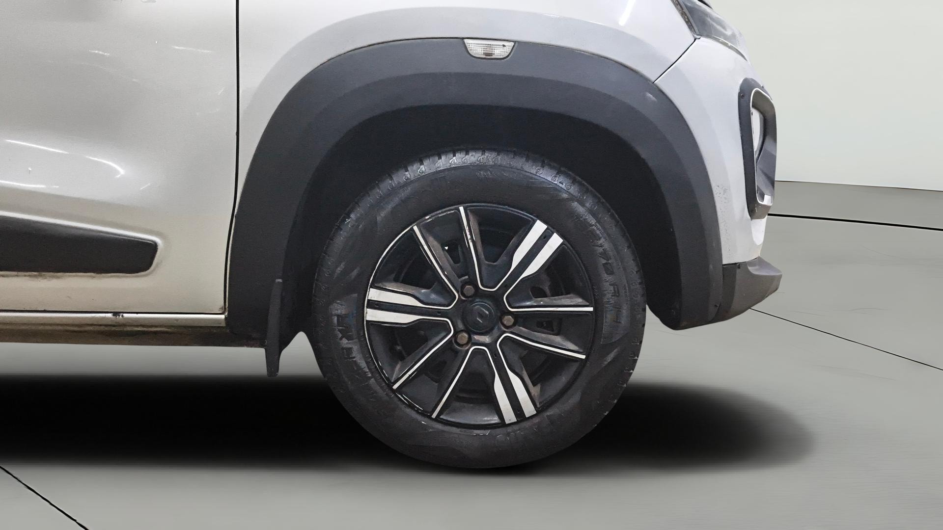 View 2022 Renault Kwid RXL 1.0 BS IV Image 41 Used 2022 Renault Kwid RXL 1.0 BS IV Image 41