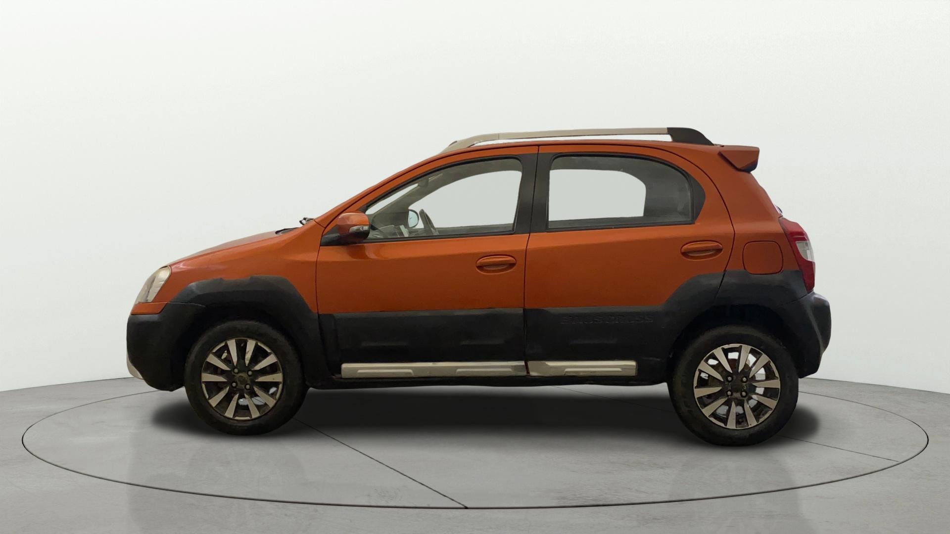 View 2017 Toyota Etios Cross 1.2 G Image 26 Used 2017 Toyota Etios Cross 1.2 G Image 26