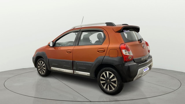 View Toyota Etios Cross Image 2 Used Toyota Etios Cross Image 2