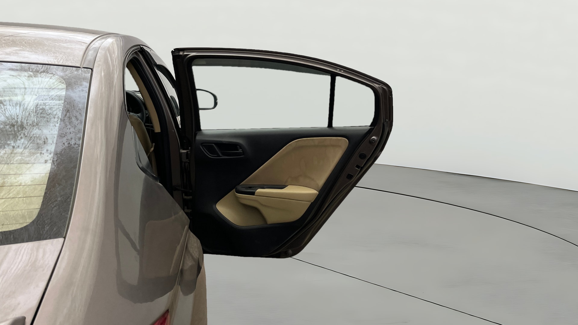 View 2014 Honda City ZX MT Diesel Anniversary Edition Image 6 Used 2014 Honda City ZX MT Diesel Anniversary Edition Image 6