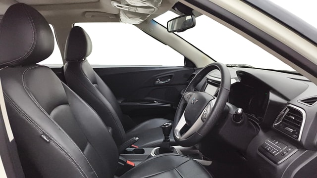 View Mahindra XUV300 Image 18 Used Mahindra XUV300 Image 18