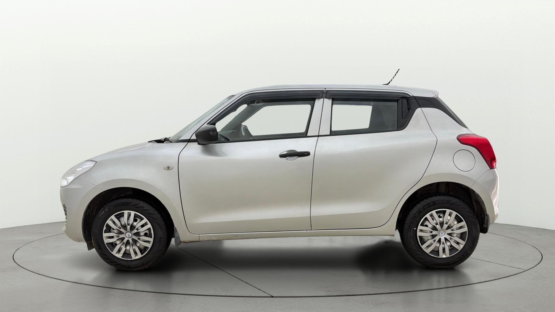 View 2023 Maruti Suzuki 1000 Base Variant Image 5 Used 2023 Maruti Suzuki 1000 Base Variant Image 5