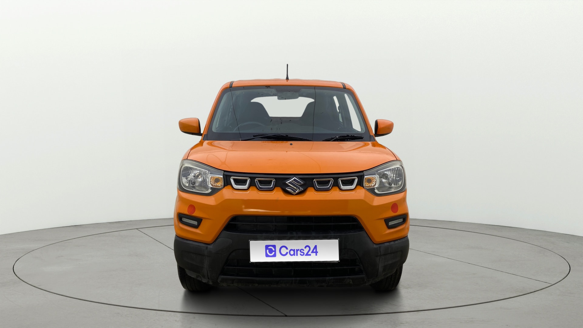View 2019 Maruti Suzuki 1000 Base Variant Image 1 Used 2019 Maruti Suzuki 1000 Base Variant Image 1