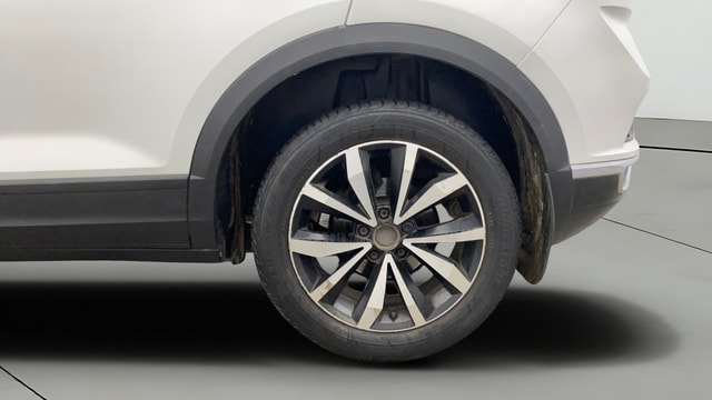 View Volkswagen T-Roc Image 8 Used Volkswagen T-Roc Image 8