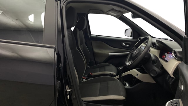 View Nissan Magnite Image 26 Used Nissan Magnite Image 26