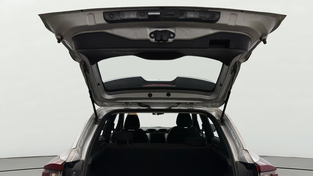 View Nissan Magnite Image 16 Used Nissan Magnite Image 16