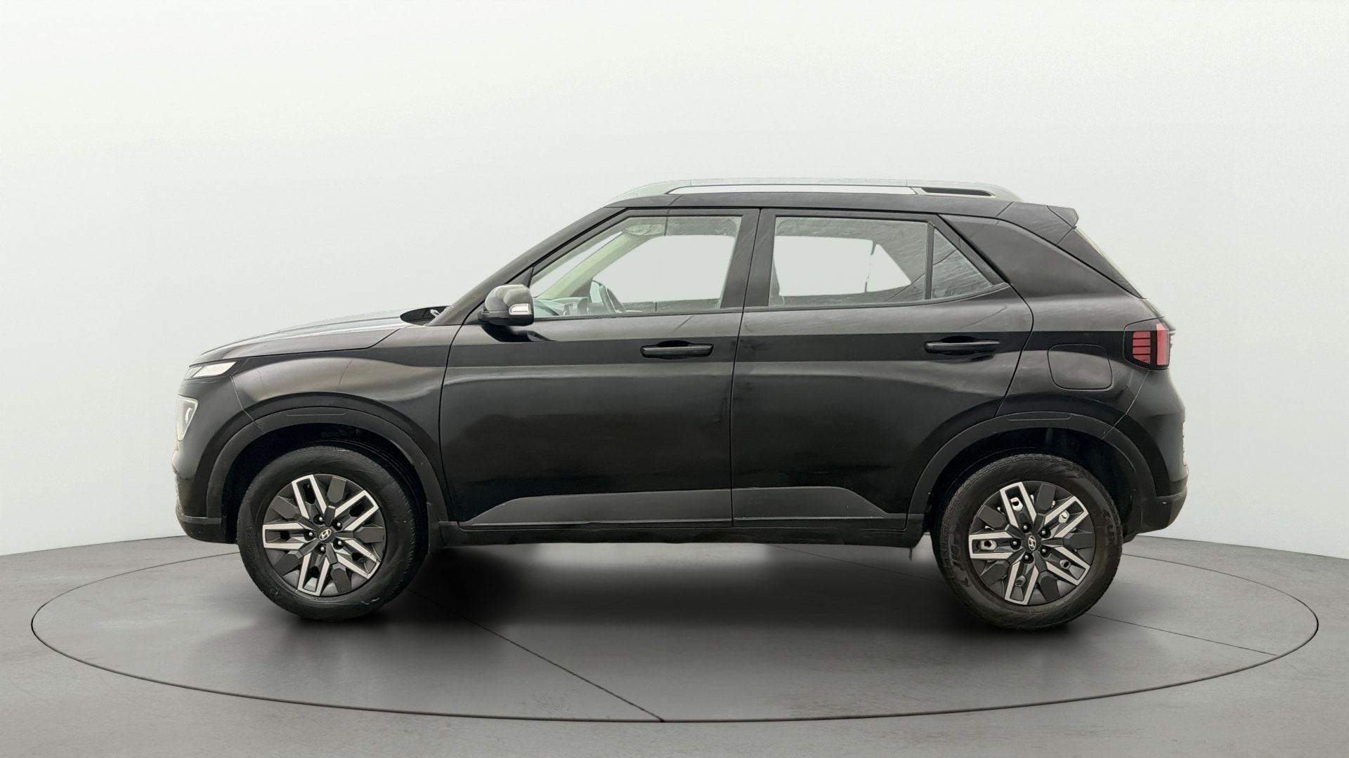 View 2024 Hyundai Venue S (O) 1.0 Turbo Petrol DCT Image 6 Used 2024 Hyundai Venue S (O) 1.0 Turbo Petrol DCT Image 6