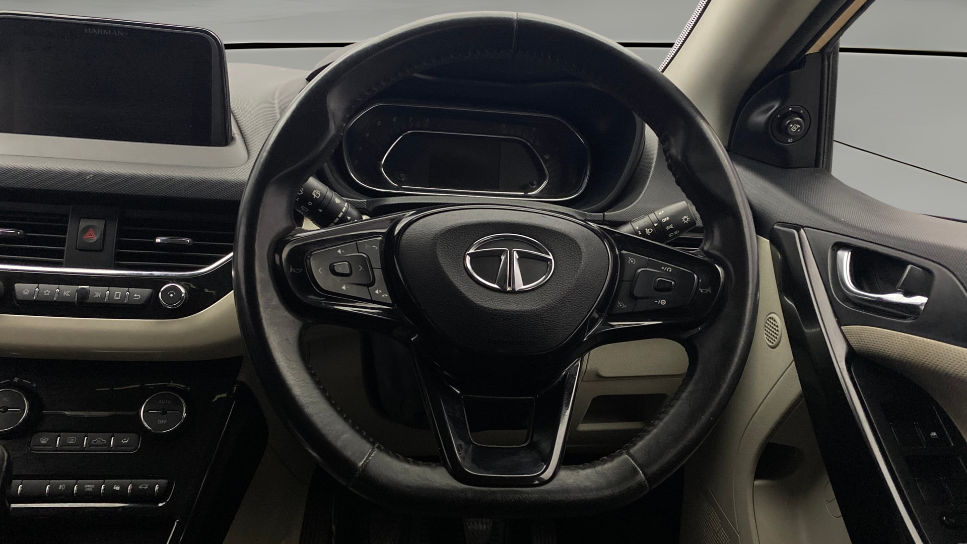 View 2021 Tata Nexon Revotron XE Image 21 Used 2021 Tata Nexon Revotron XE Image 21