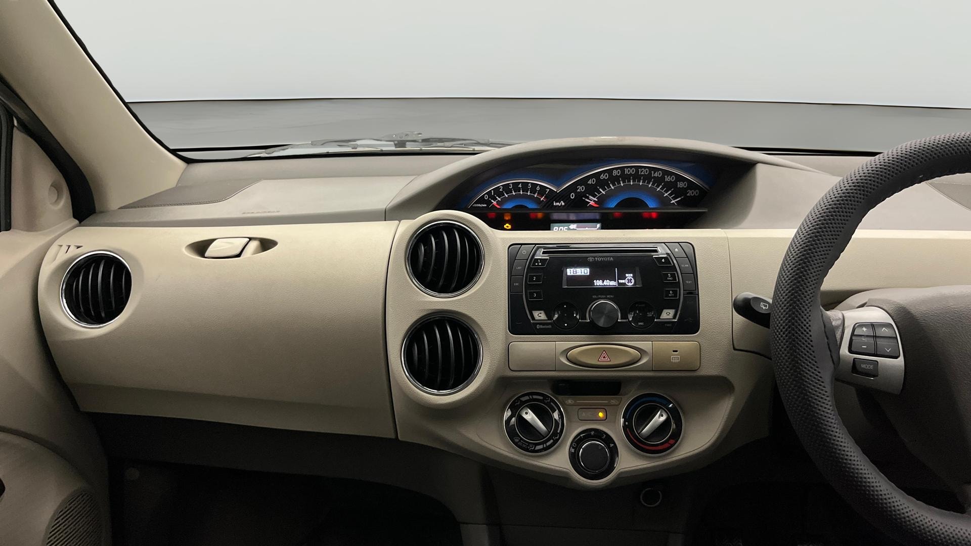 View 2015 Toyota Etios VX Image 17 Used 2015 Toyota Etios VX Image 17