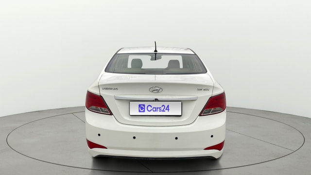 View Hyundai Fluidic Verna Image 41 Used Hyundai Fluidic Verna Image 41
