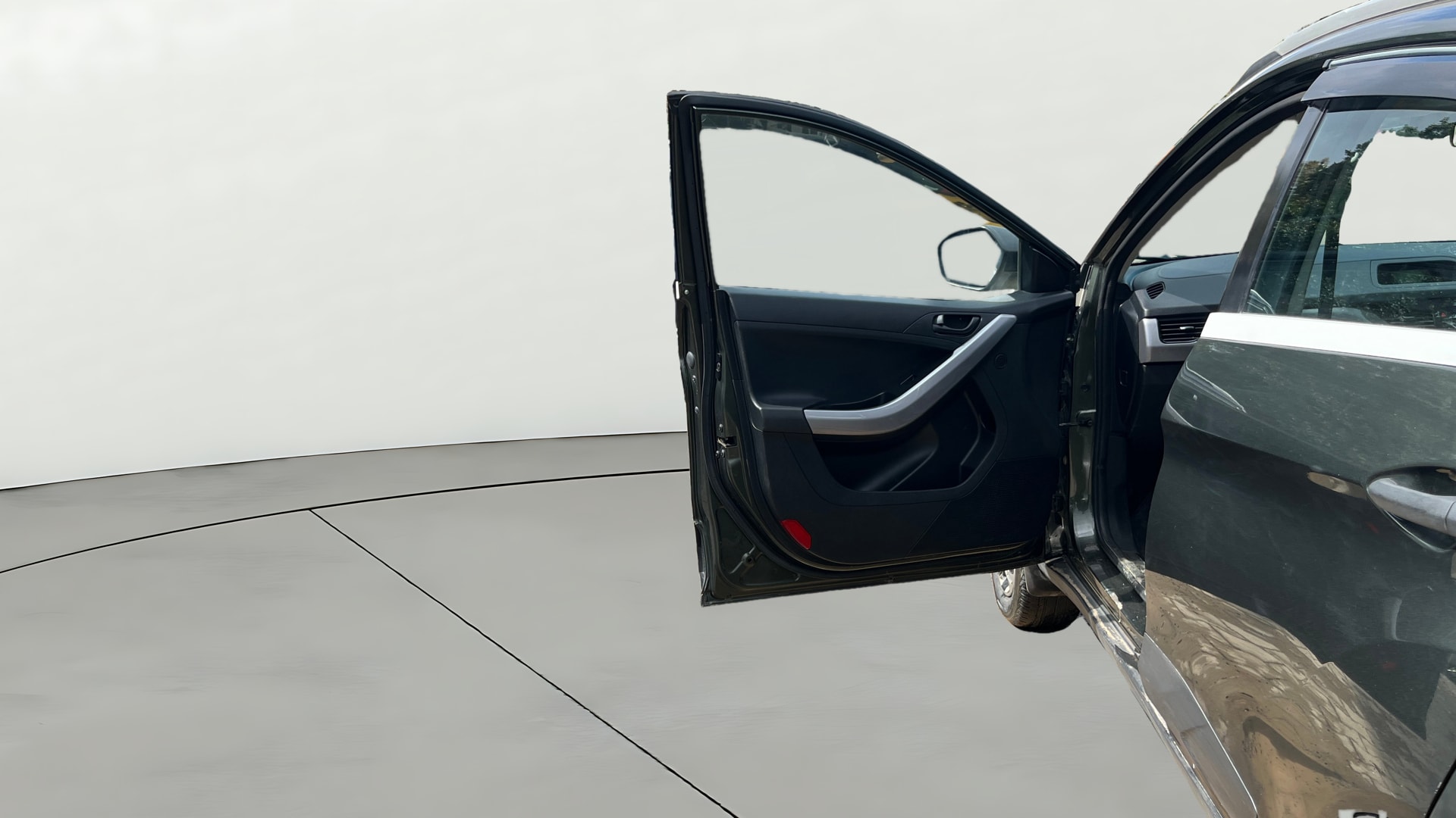 View 2021 Tata Nexon Revotron XE Image 31 Used 2021 Tata Nexon Revotron XE Image 31