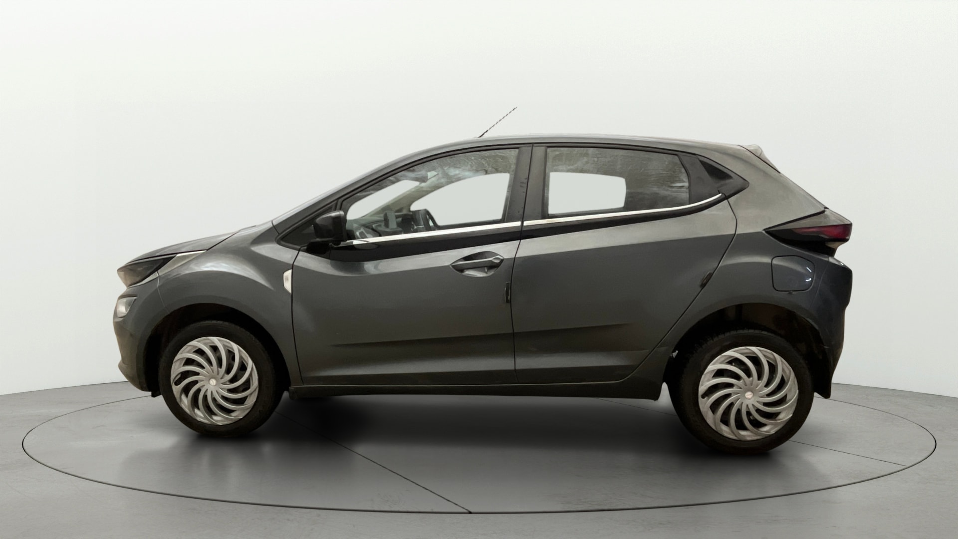 View 2022 Tata Altroz XT Petrol Image 6 Used 2022 Tata Altroz XT Petrol Image 6