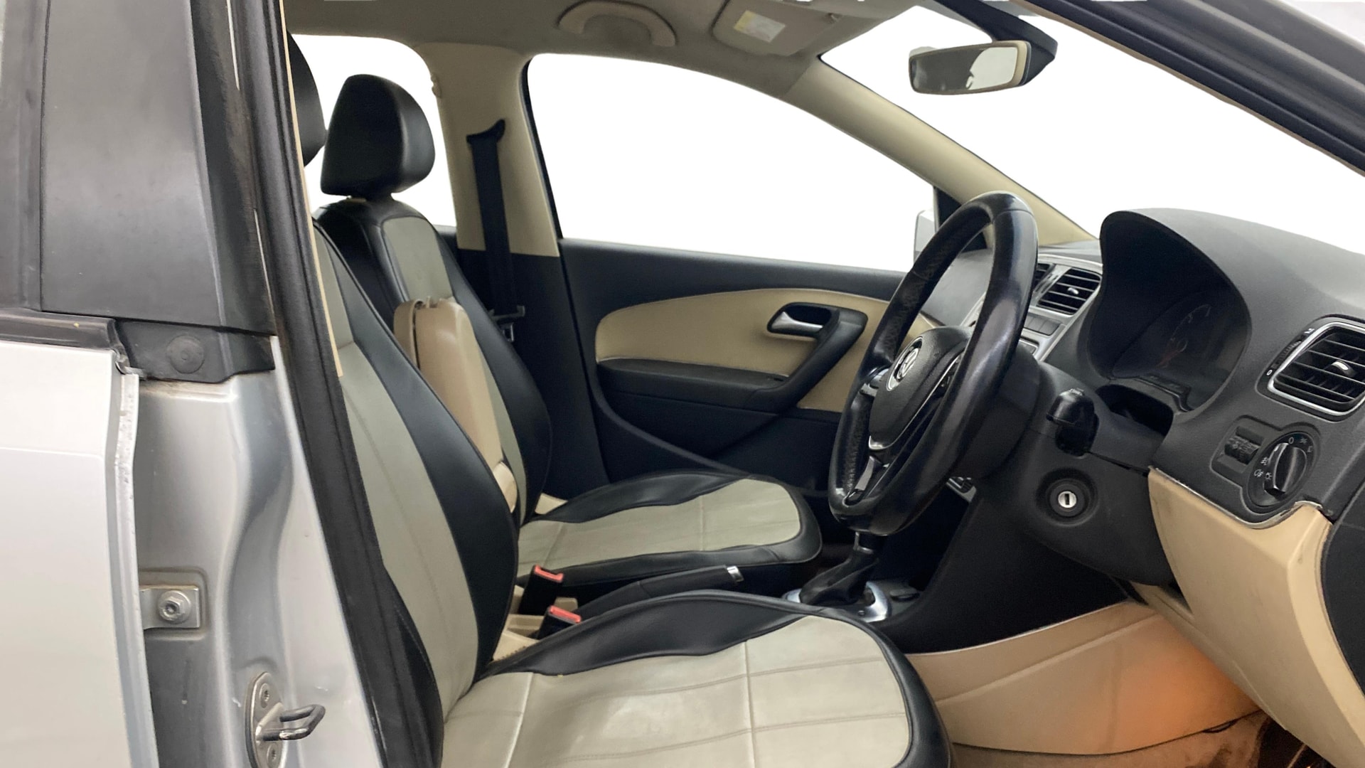 View 2019 Volkswagen Ameo 1.2L MPI Petrol Comfortline Image 26 Used 2019 Volkswagen Ameo 1.2L MPI Petrol Comfortline Image 26