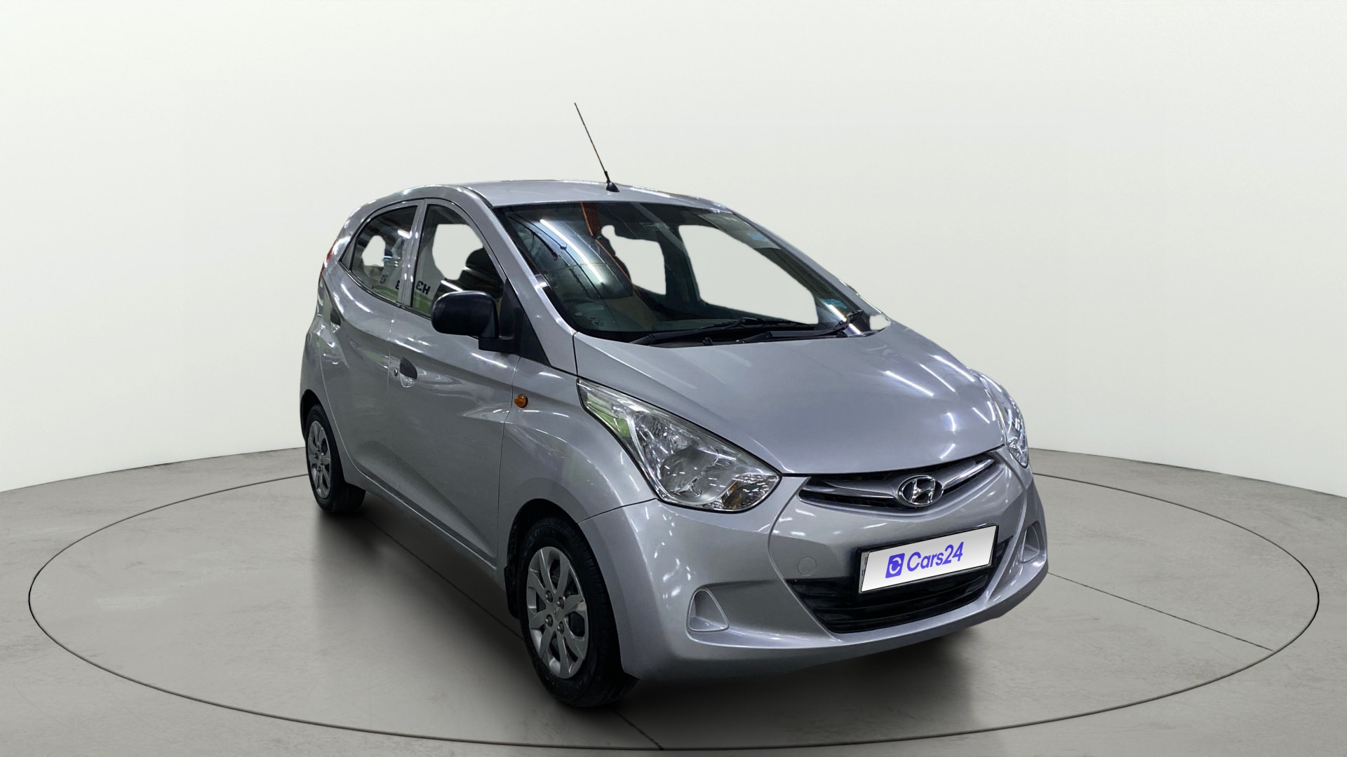 View 2016 Hyundai EON Magna Plus Image 13 Used 2016 Hyundai EON Magna Plus Image 13