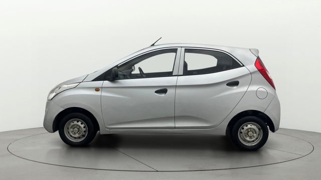 View Hyundai EON Image 5 Used Hyundai EON Image 5
