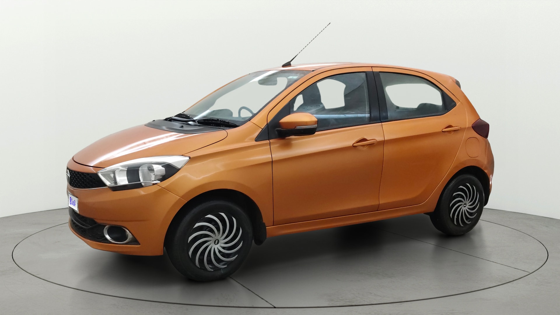 View 2018 Tata Tiago Revotorq XB Image 34 Used 2018 Tata Tiago Revotorq XB Image 34
