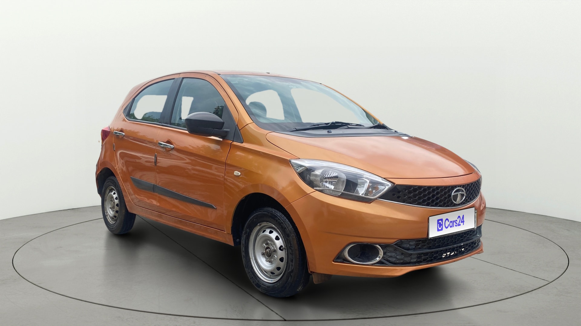 View 2016 Tata Tiago Revotorq XB Image 35 Used 2016 Tata Tiago Revotorq XB Image 35
