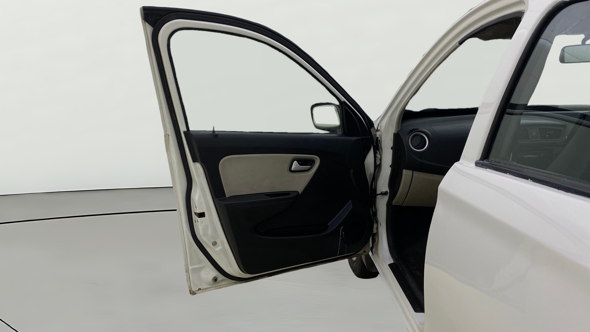 Used 2023 Maruti Suzuki 1000 Used 2023 Maruti Suzuki 1000