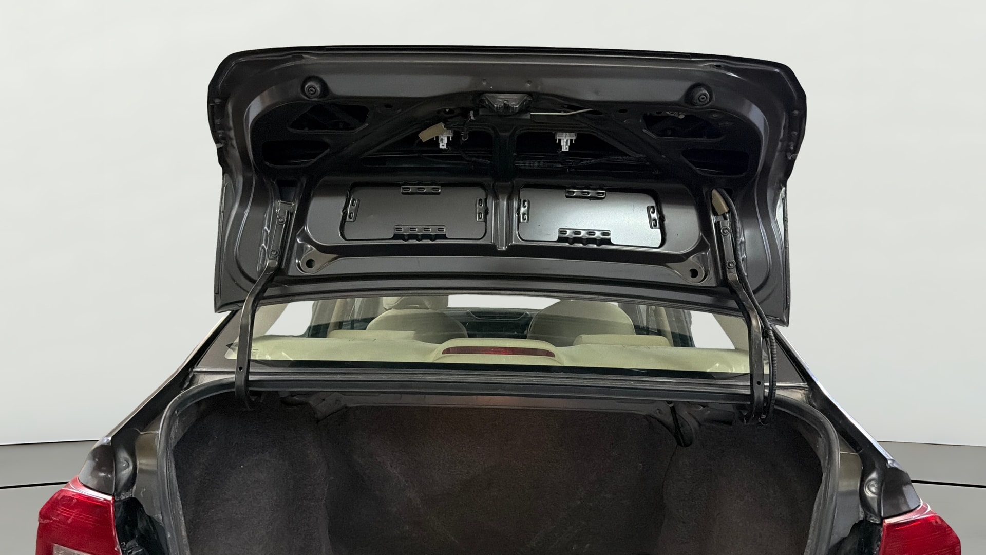 View 2018 Honda Amaze E MT Petrol BS IV Image 16 Used 2018 Honda Amaze E MT Petrol BS IV Image 16