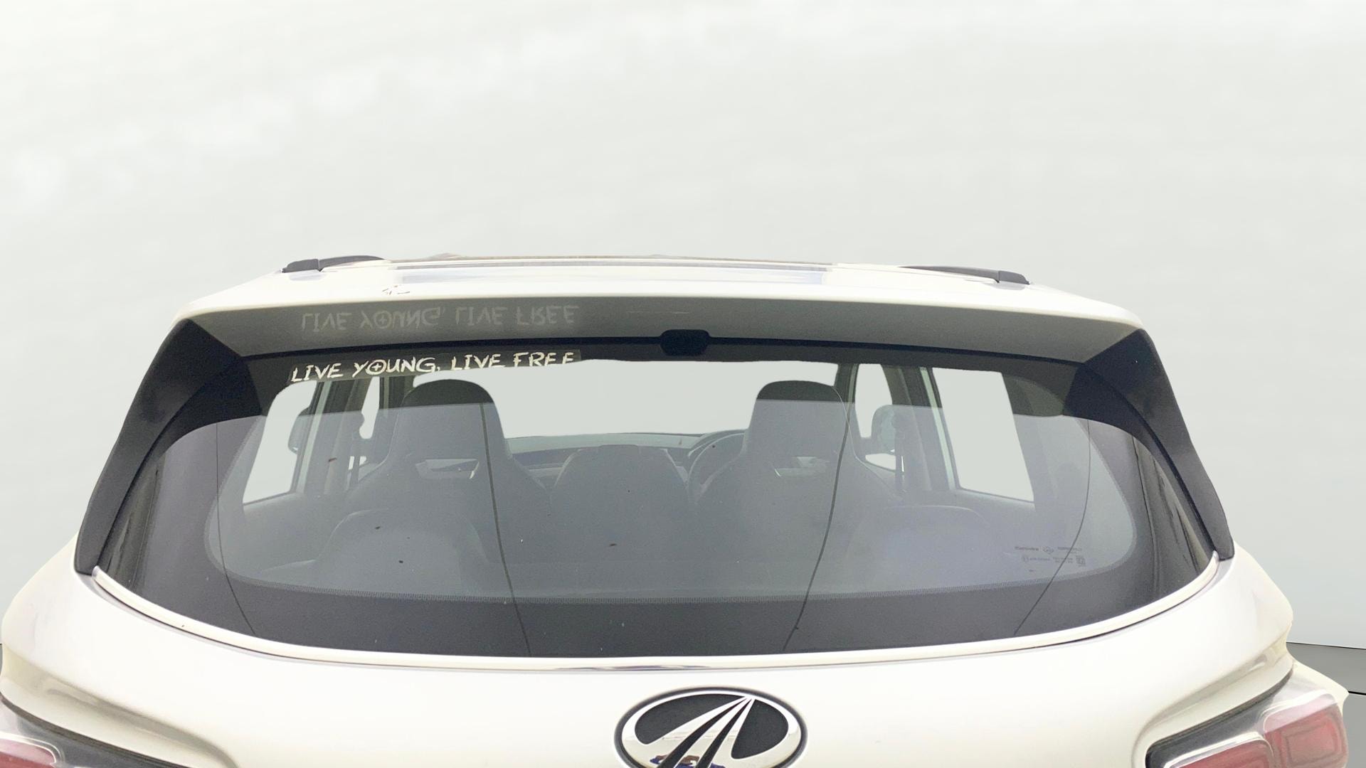 View 2018 Mahindra KUV100 K2 Petrol BS IV Image 4 Used 2018 Mahindra KUV100 K2 Petrol BS IV Image 4
