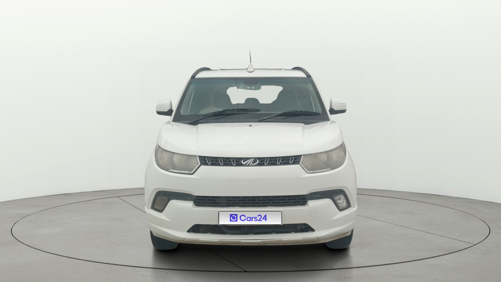 View 2016 Mahindra KUV100 K8 Diesel 6 Seater BS IV Image 1 Used 2016 Mahindra KUV100 K8 Diesel 6 Seater BS IV Image 1