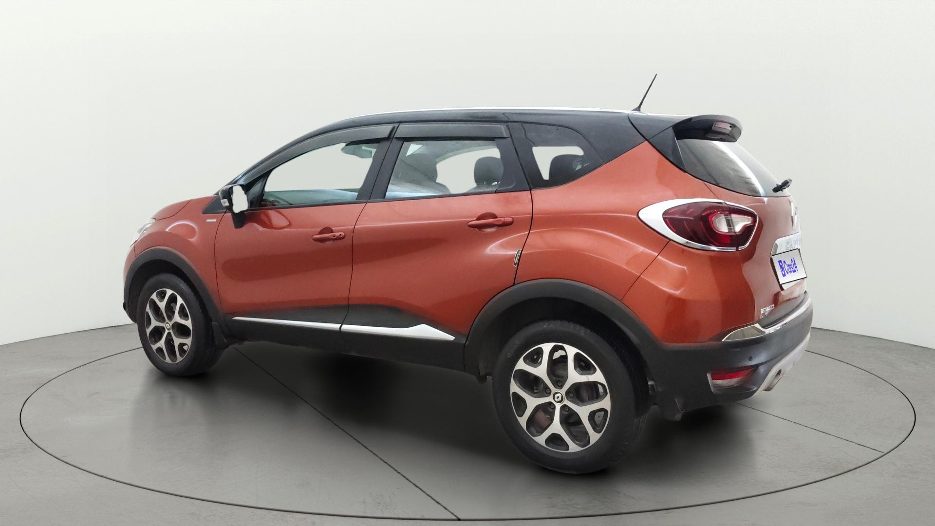 View 2019 Renault Captur Platine Mono Diesel Image 2 Used 2019 Renault Captur Platine Mono Diesel Image 2