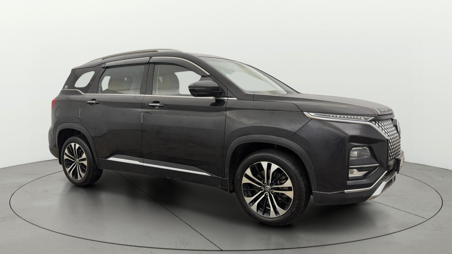 View 2023 MG Hector Plus Sharp Pro 6 Seater Diesel Image 24 Used 2023 MG Hector Plus Sharp Pro 6 Seater Diesel Image 24