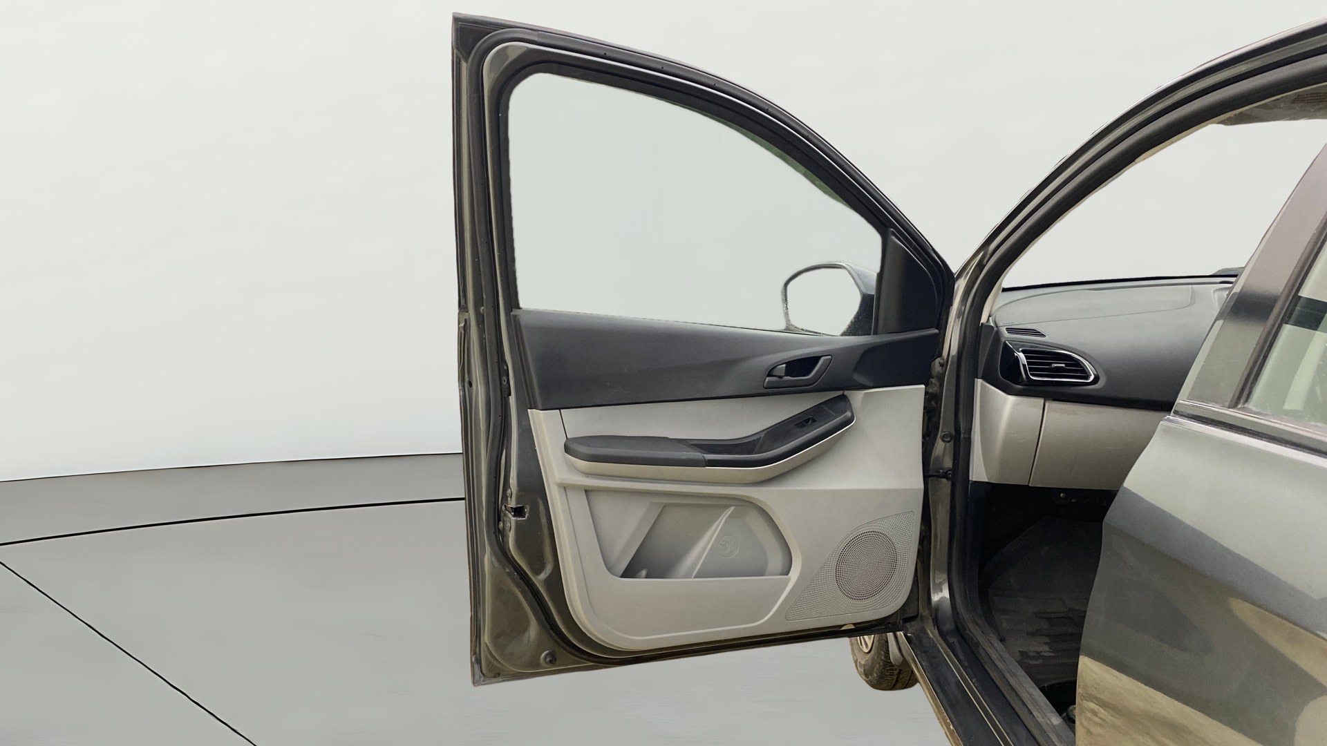 Used 2023 Tata Tiago Used 2023 Tata Tiago