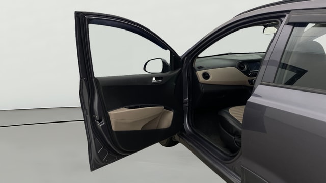 View Hyundai Grand i10 Image 31 Used Hyundai Grand i10 Image 31