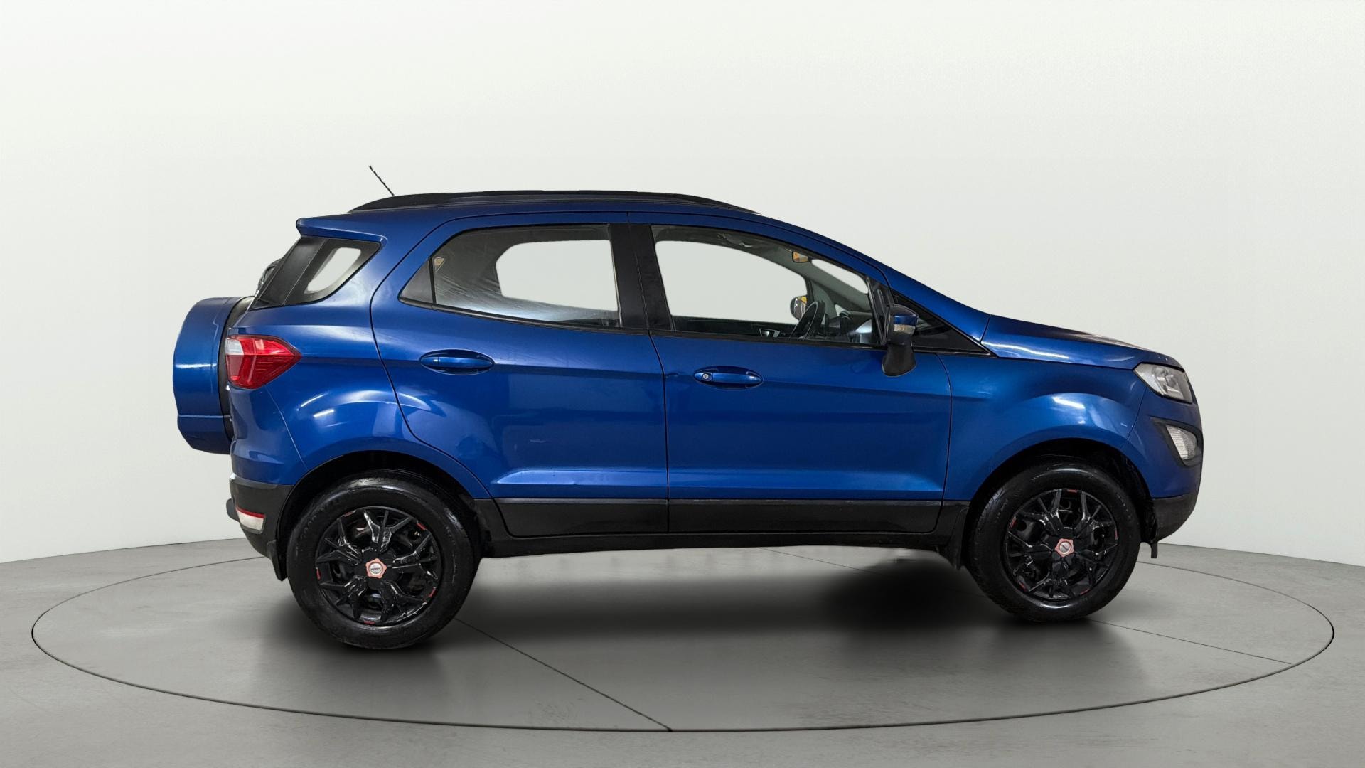 View 2018 Ford EcoSport 1.5 TDCi Diesel Ambiente BS IV Image 8 Used 2018 Ford EcoSport 1.5 TDCi Diesel Ambiente BS IV Image 8