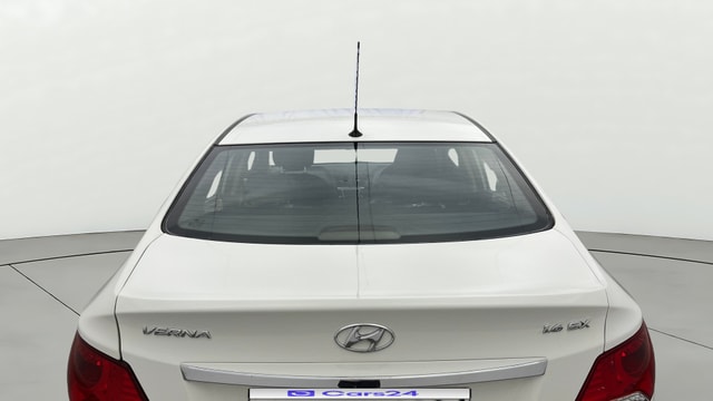 View Hyundai Fluidic Verna Image 3 Used Hyundai Fluidic Verna Image 3