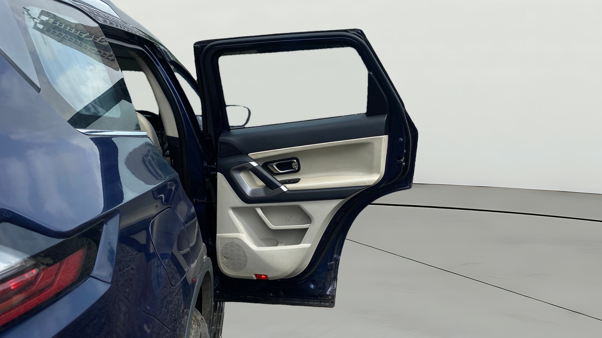 Used 2021 Tata Safari Used 2021 Tata Safari