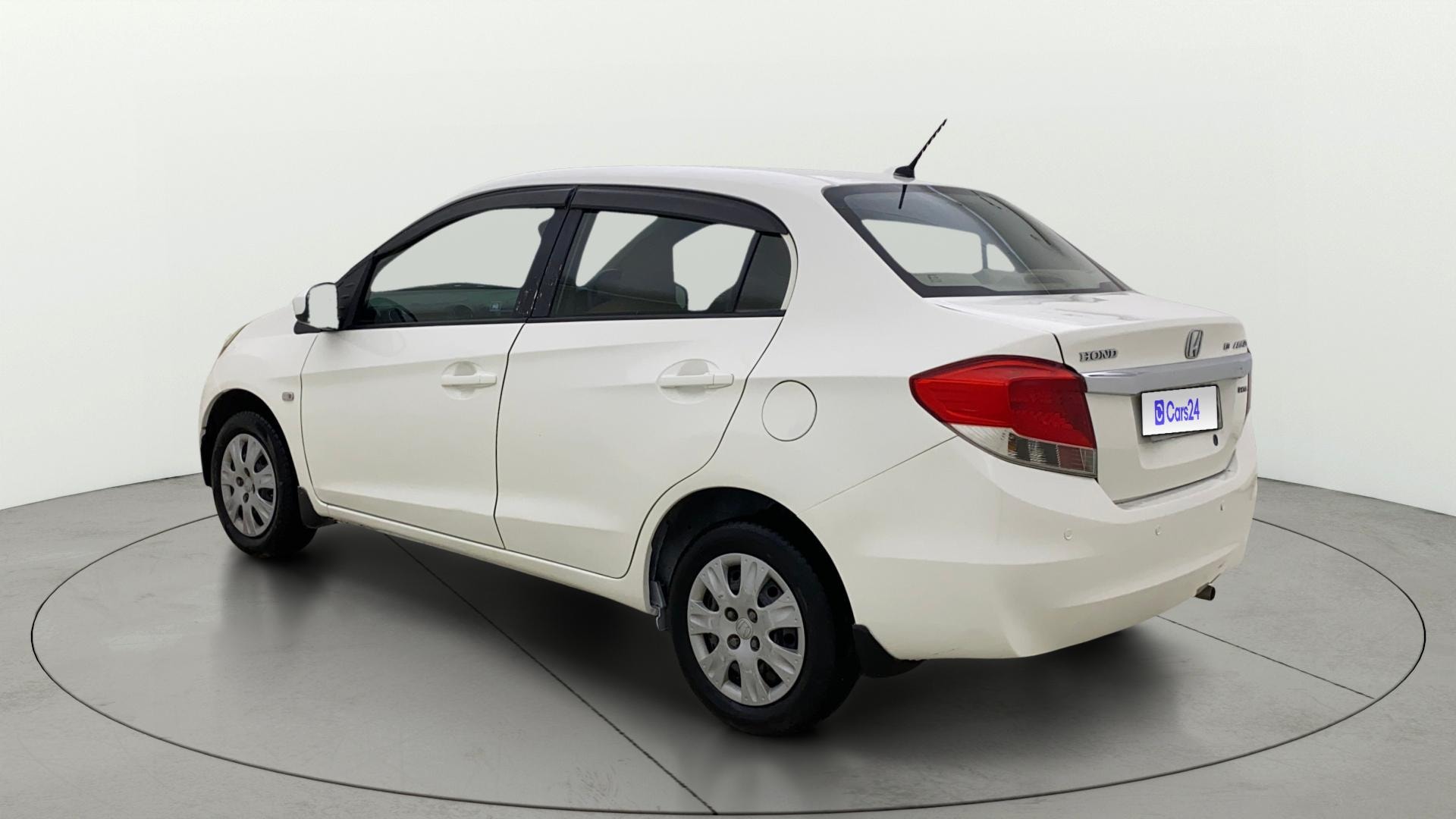 View 2014 Honda Amaze E MT Petrol BS IV Image 2 Used 2014 Honda Amaze E MT Petrol BS IV Image 2