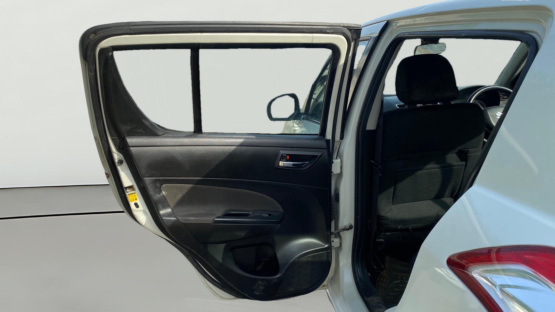 View 2014 Maruti Suzuki 1000 Base Variant Image 16 Used 2014 Maruti Suzuki 1000 Base Variant Image 16