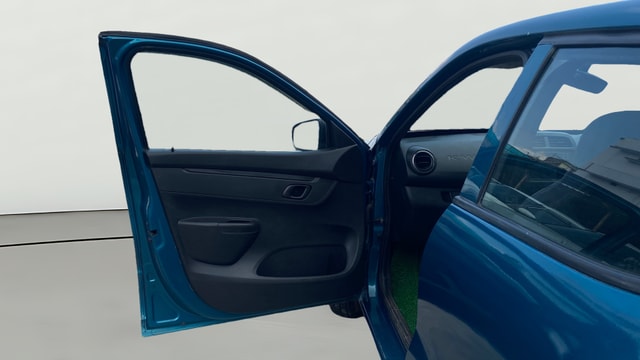 View Renault Kwid Image 30 Used Renault Kwid Image 30