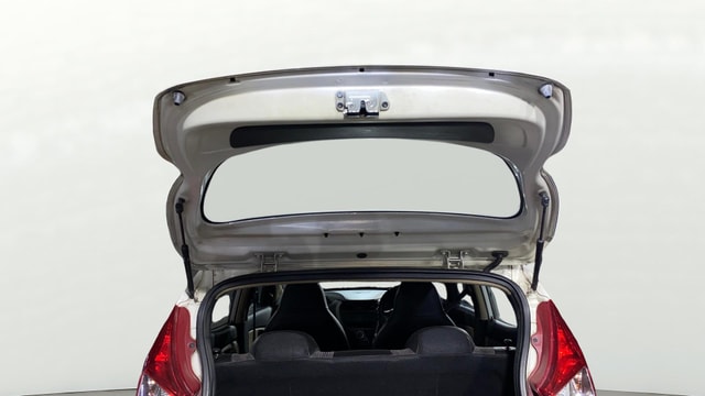 View Hyundai EON Image 16 Used Hyundai EON Image 16