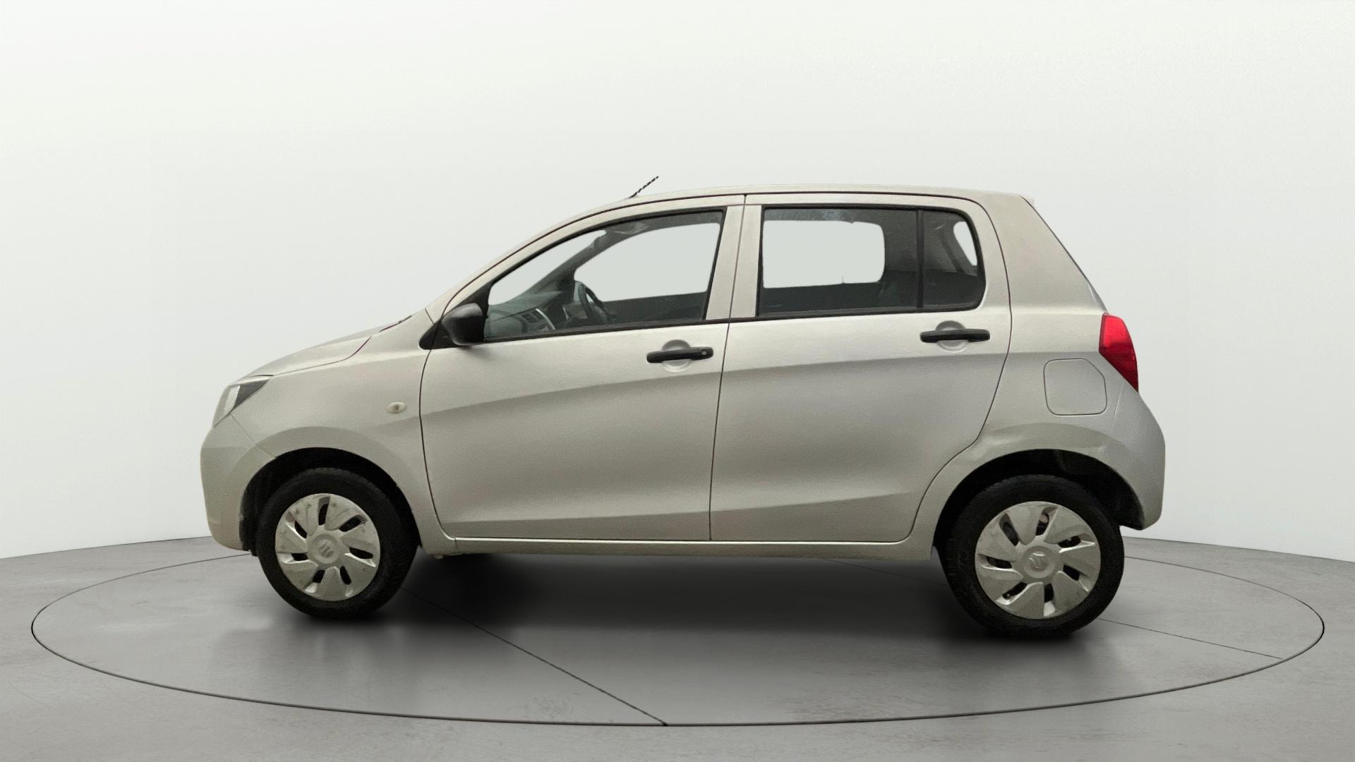 View 2015 Maruti Suzuki 1000 Base Variant Image 5 Used 2015 Maruti Suzuki 1000 Base Variant Image 5