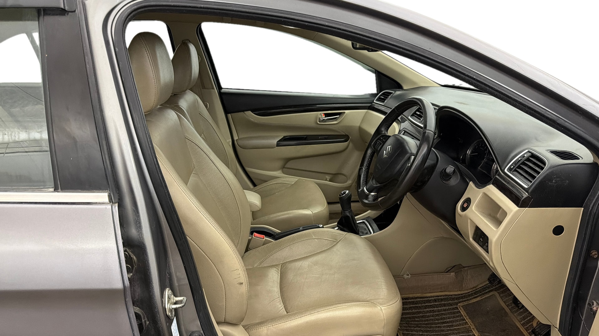 View 2016 Maruti Suzuki 1000 Base Variant Image 26 Used 2016 Maruti Suzuki 1000 Base Variant Image 26