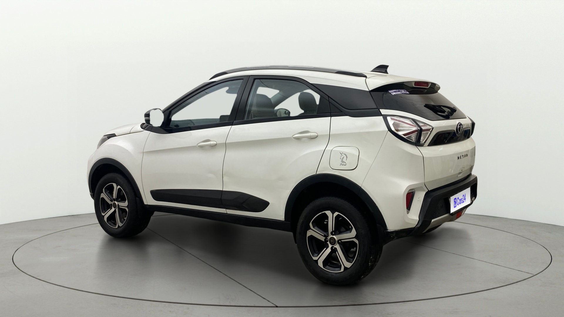 View 2023 Tata Nexon Revotron XZ Plus Luxs Jet Edition Image 2 Used 2023 Tata Nexon Revotron XZ Plus Luxs Jet Edition Image 2