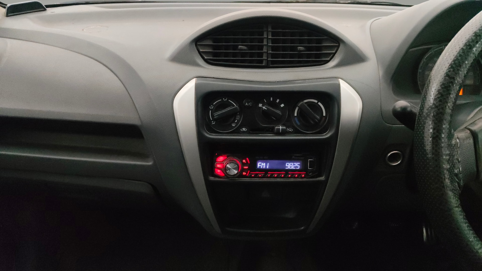 View 2014 Maruti Suzuki Alto 800 LX Image 17 Used 2014 Maruti Suzuki Alto 800 LX Image 17