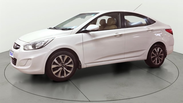 View Hyundai Fluidic Verna Image 37 Used Hyundai Fluidic Verna Image 37