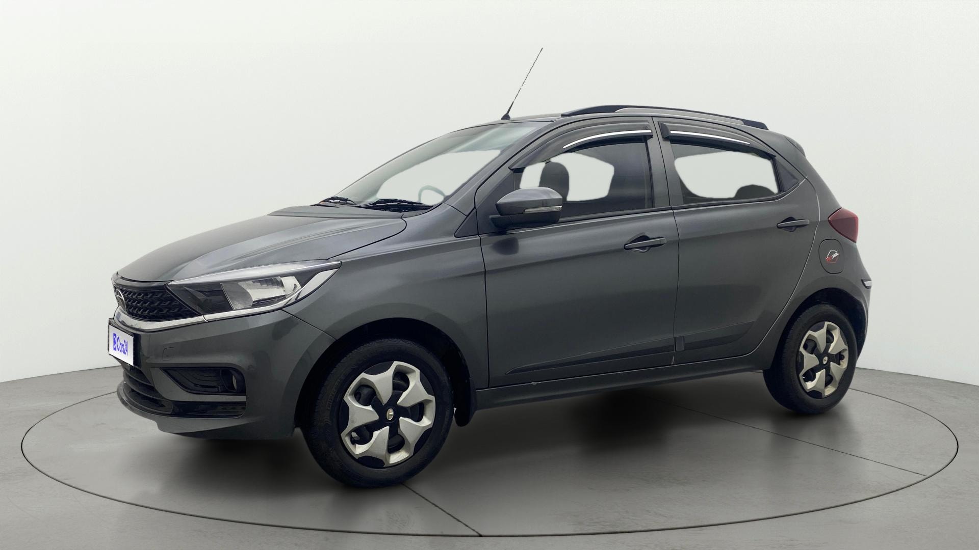 View 2020 Tata Tiago Revotorq XB Image 35 Used 2020 Tata Tiago Revotorq XB Image 35