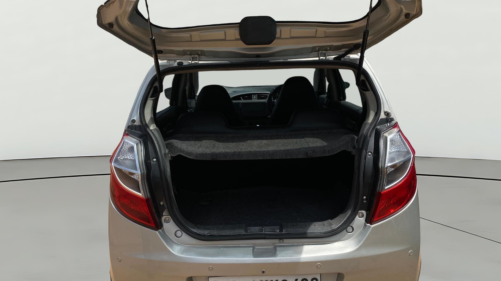 View 2018 Maruti Suzuki Alto K10 LX Image 37 Used 2018 Maruti Suzuki Alto K10 LX Image 37