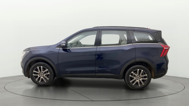View Mahindra XUV700 Image 28 Used Mahindra XUV700 Image 28