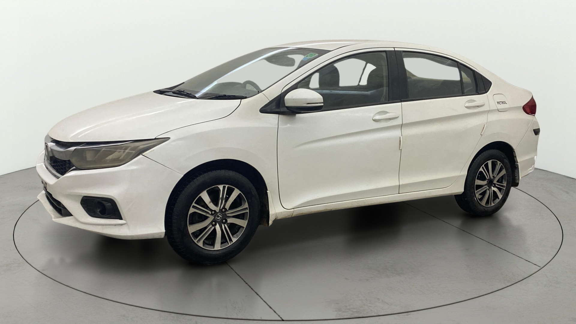 View 2019 Honda City ZX MT Diesel Anniversary Edition Image 35 Used 2019 Honda City ZX MT Diesel Anniversary Edition Image 35