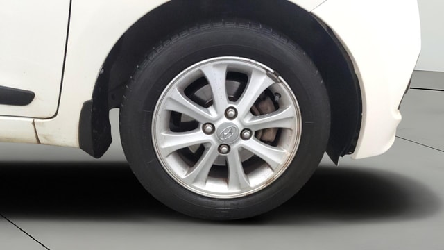 View Hyundai Grand i10 Image 40 Used Hyundai Grand i10 Image 40